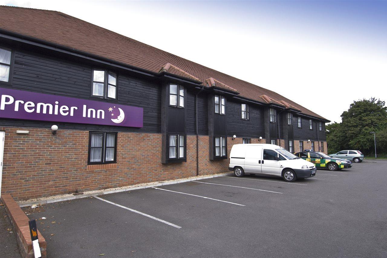 Premier Inn Aylesbury Aylesbury  Exterior photo